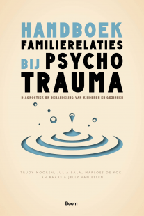 omslag-handboek-familierelaties-bij-psychotrauma